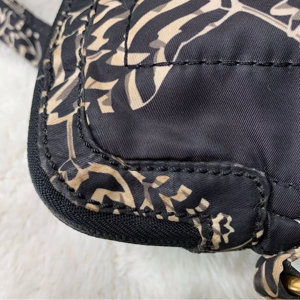Marc by Marc Jacobs Women's Laptop Black/Cream Floral Messenger Bag